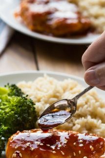 Insanely Delicious Gluten Free Sesame Chicken with Honey recipe is a winner and it cooks in only 10 MINUTES, you'll love it! With simple Paleo option.