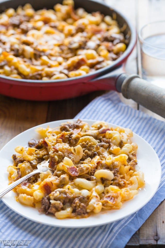 Insanely delicious healthy Gluten Free Hamburger Helper recipe! all the flavors of a bacon cheeseburger but in a skillet, my family absolutely LOVE it!