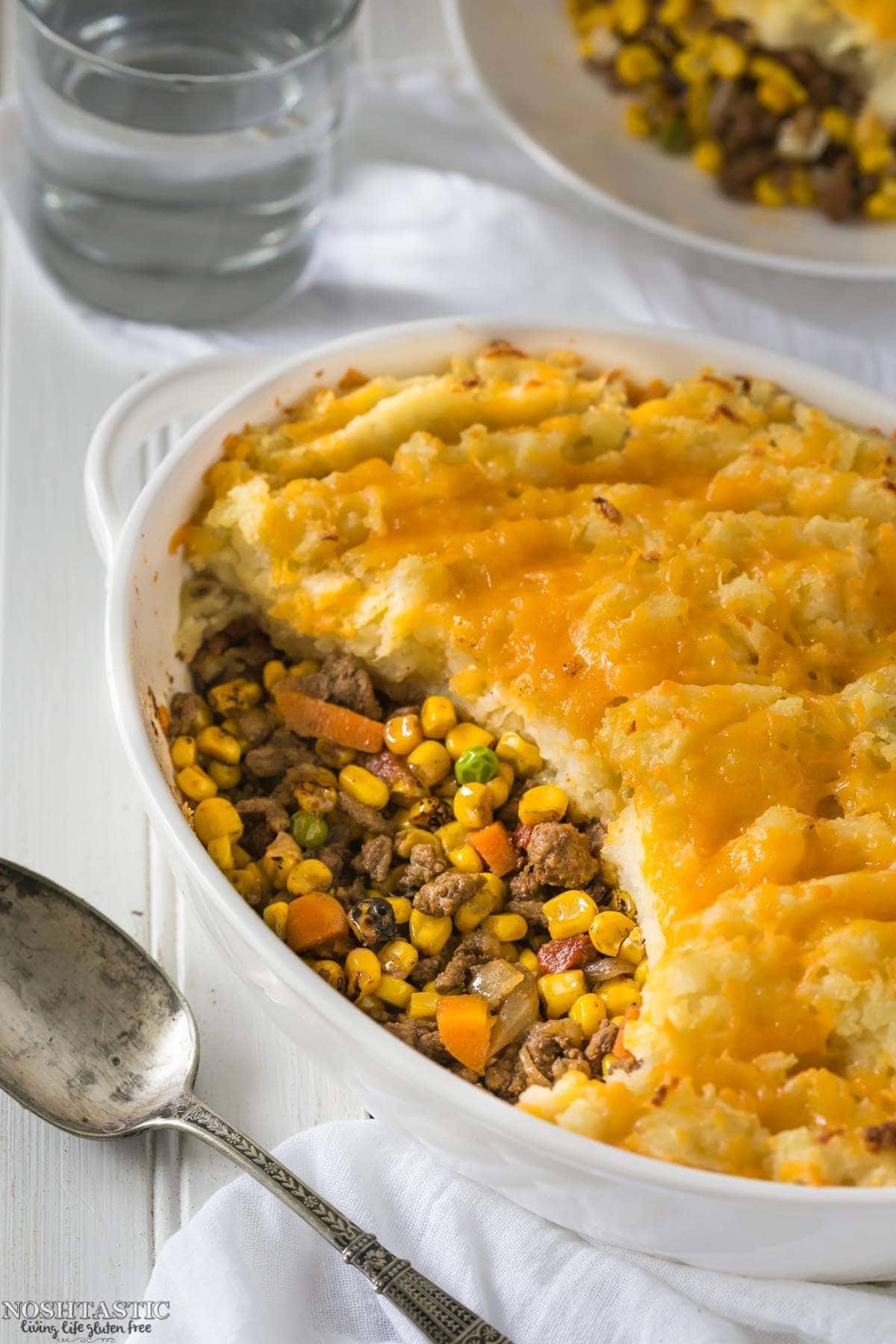 Healthy Taco Shepherd's Pie recipe with the best flavors! Paleo, whole30 and gluten free, made with ground beef and spices, cheese is optional.