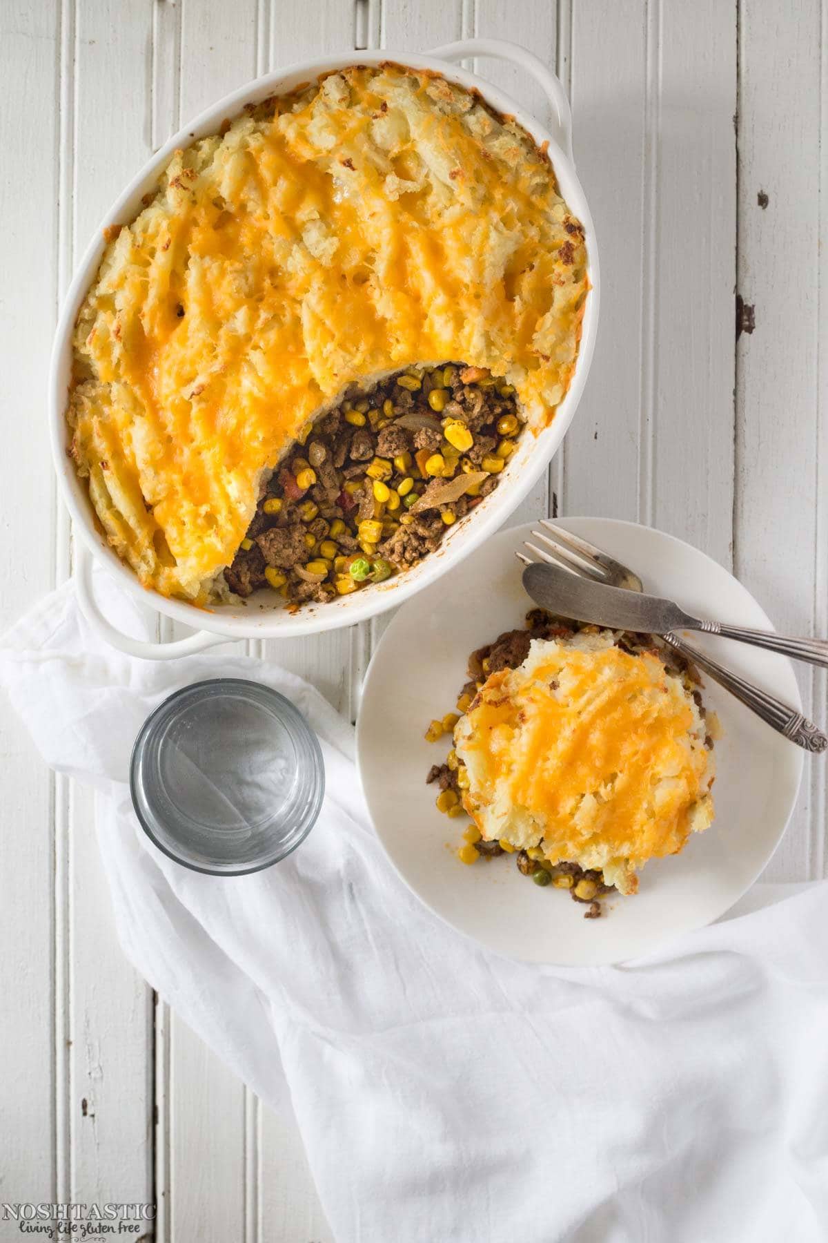 Healthy Taco Shepherd's Pie recipe with the best flavors! Paleo, whole30 and gluten free, made with ground beef and spices, cheese is optional.