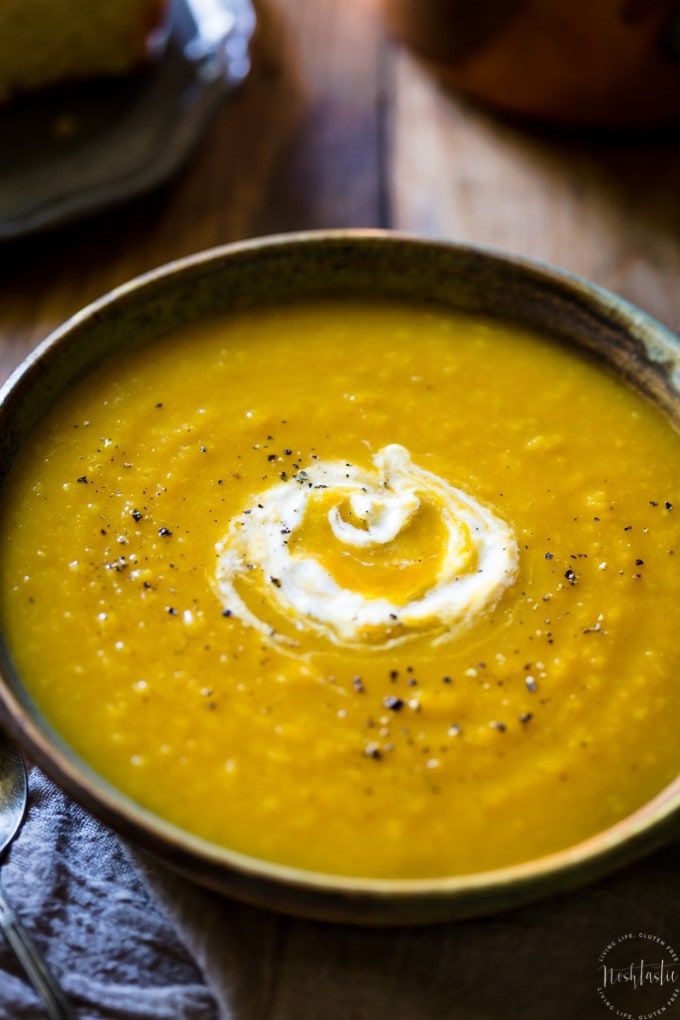 This naturally creamy Roasted Paleo Butternut Squash Soup with Apple is so easy to make and super healthy, it's gluten free and It can be made vegan and Whole30 too! 
