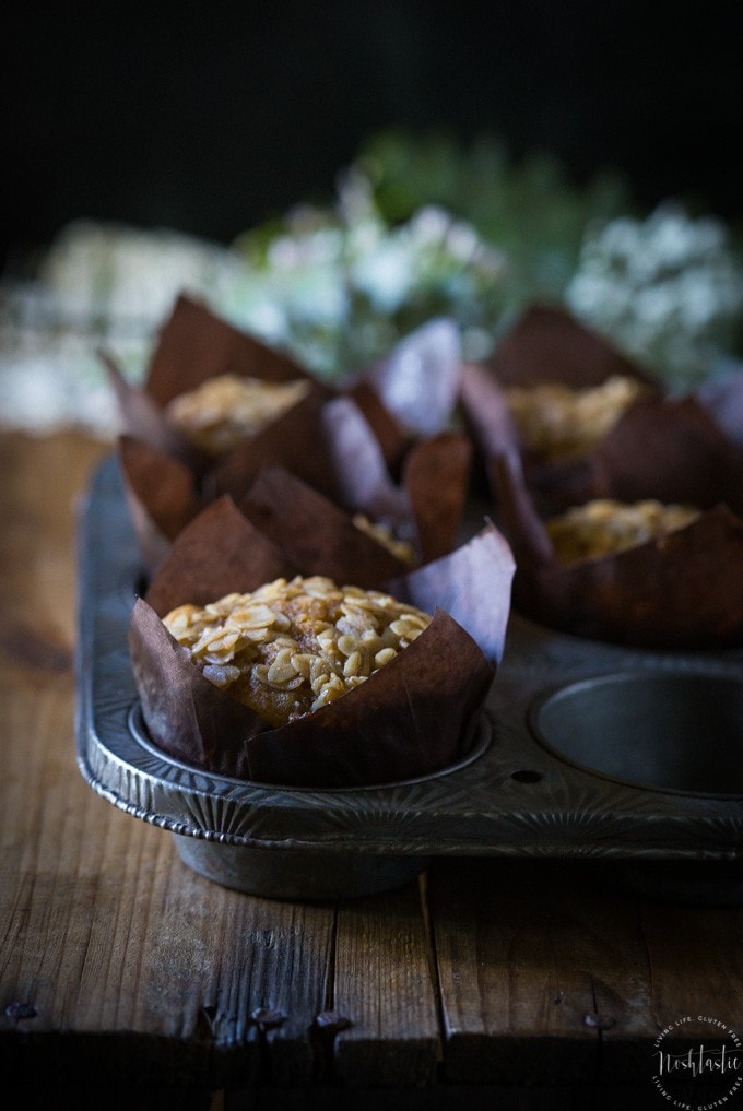 The BEST Gluten Free Pumpkin Muffins made with real pumpkin and Pumpkin Pie Spice plus a delicious streusel oatmeal topping, they are gluten free & healthy.