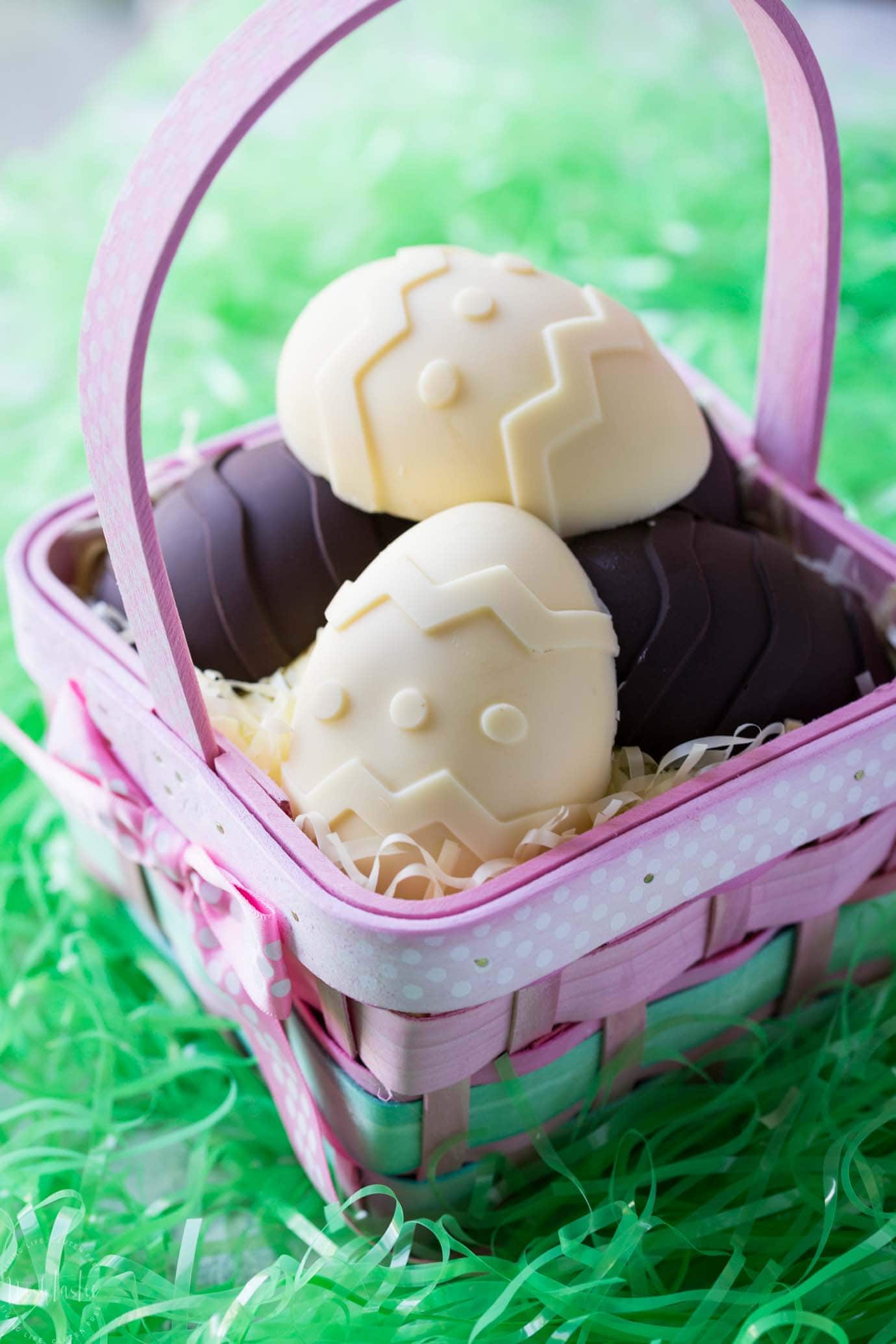 Homemade chocolate eggs stuffed with Cheesecake, so FUN and NO BAKE! The kids will love it, A perfect Easter Candy that's gluten free too!