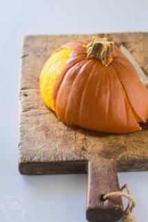 How to Cook A pressure cooker pumpkin Whole! it's really quick and easy and the skin slips right off! #instantpot #instapot #pressurecooker #instantpotpumpkin #instantpotpaleo