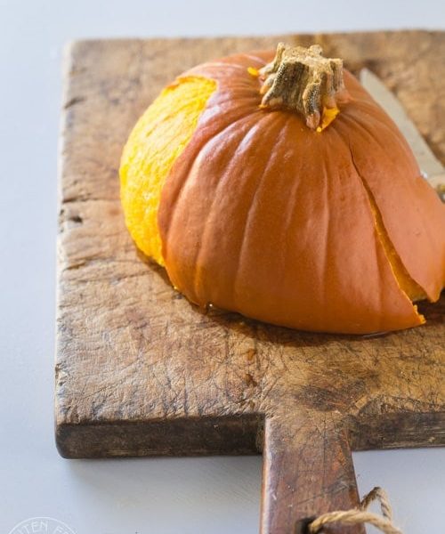How to Cook A pressure cooker pumpkin Whole! it's really quick and easy and the skin slips right off! #instantpot #instapot #pressurecooker #instantpotpumpkin #instantpotpaleo