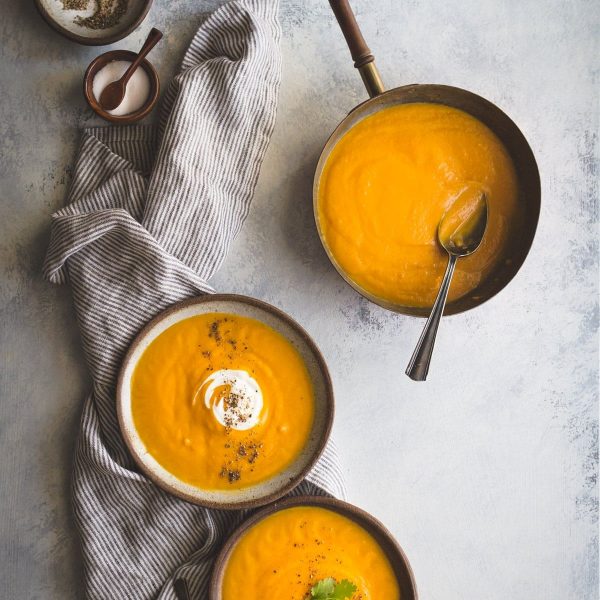 Carrot and coriander soup recipe | www.noshtastic.com | #carrotsoup #carrotandcoriandersoup #britishfood #britishrecipes #glutenfree #noshtastic #glutenfreerecipe #paleosoup #whole30soup #paleo #whole30