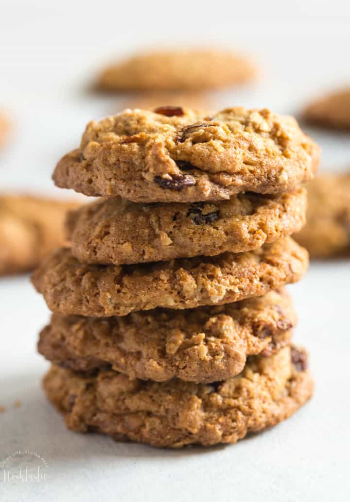 gluten free oatmeal raisin cookies recipe for the best chewy oatmeal cookies ever! | www.noshtastic.com | #glutenfreecookies #glutenfreebaking #glutenfree #oatmealraisin #noshtastic