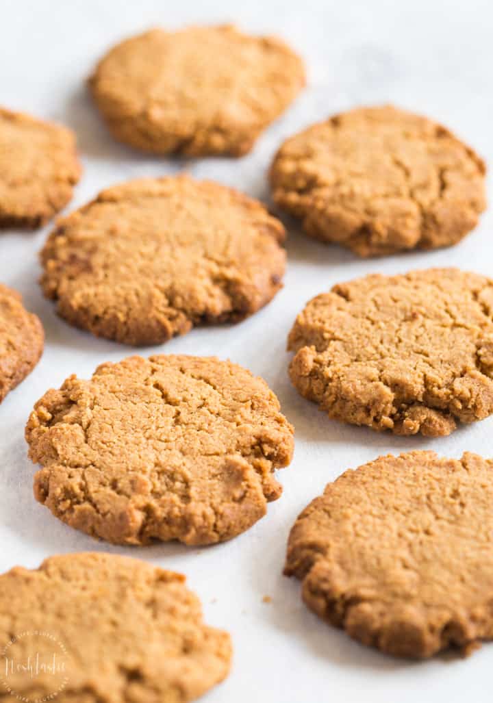 gluten free peanut butter cookies made from scratch! Crunchy, easy, delicious! from noshtastic.com #glutenfreecookies #peanutbutter #peanutbuttercookies #glutenfreebaking #noshtastic