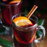 It's very easy to make mulled wine on the stove or in your crockpot or slow cooker! #Glühwein #mulledwine #noshtastic