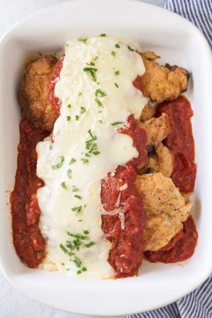 Keto Low Carb Chicken Parmesan Recipe - Noshtastic