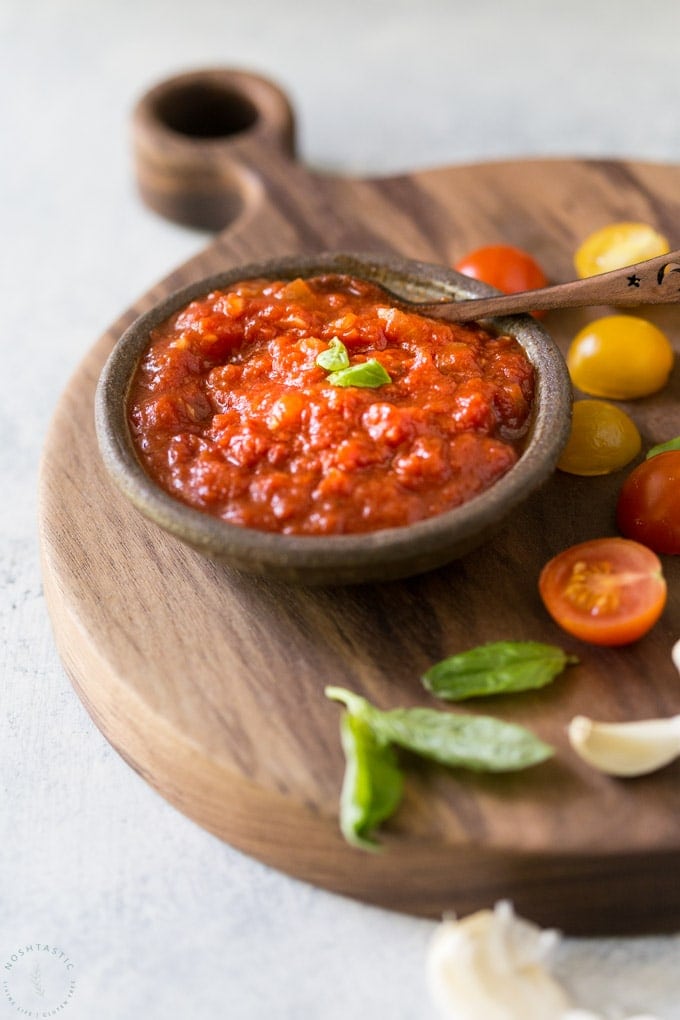 Low Carb Marinara Sauce Recipe from scratch, cheap, easy and a fraction of the cost of store bought sauce! #lowcarb #keto #glutenfree #paleo #whole30 #noshtastic