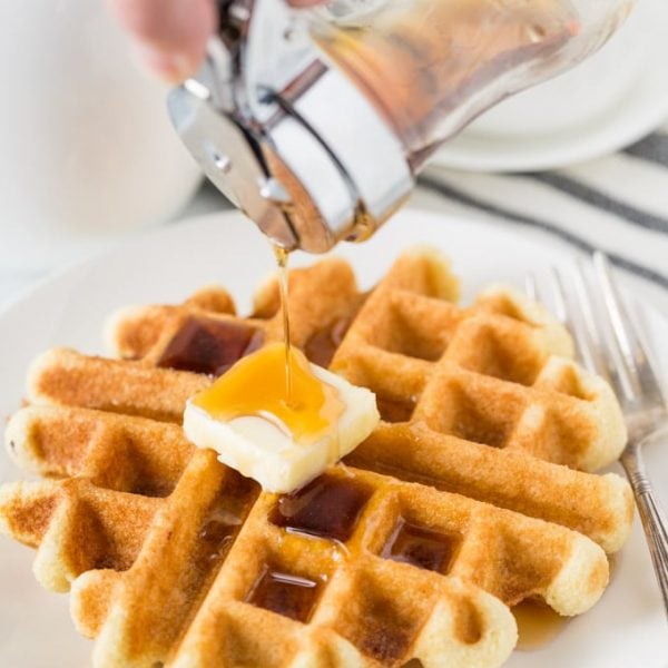 Easy Keto Waffles Recipe with Almond Flour! perfect low carb waffles make the best keto breakfast! | www.noshtastic.com | #keto #ketodiet #ketowaffles #waffles #lowcarbwaffles #ketogenic #ketorecipes #ketogenicdiet #lowcarb #noshtastic #glutenfree