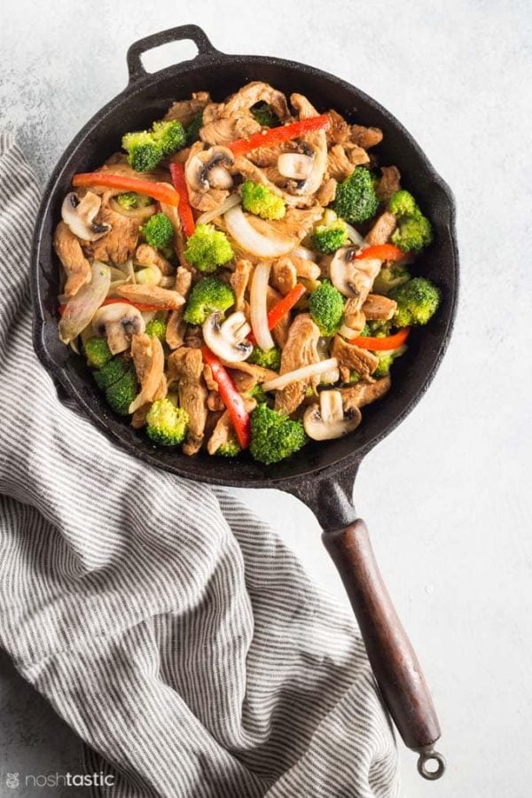 Keto Low Carb Chicken Stir Fry - Noshtastic
