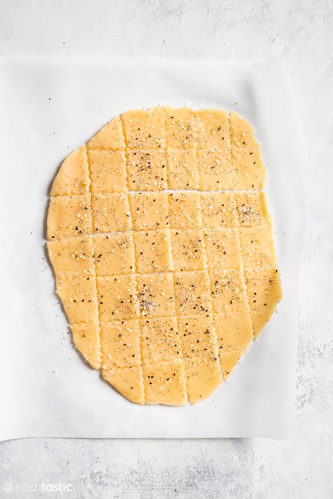 Fathhead dough for keto everything bagel crackers