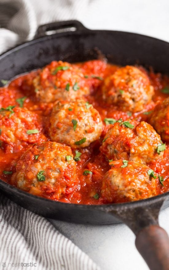 mozarella stuffed meatballs with parsley on top