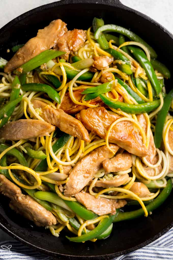 Keto Chicken Lo Mein Recipe, a healthy chicken take out recipe you can easily make at home, perfect for your low carb diet and gluten free too. www.noshtastic.com #lowcarb #chicken #zoodles #keto