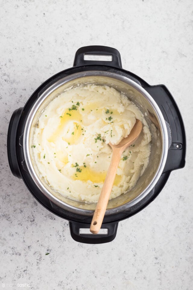Easy Instant Pot Mashed Potatoes Noshtastic